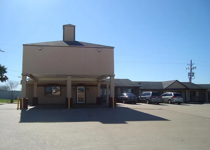 Navasota Inn